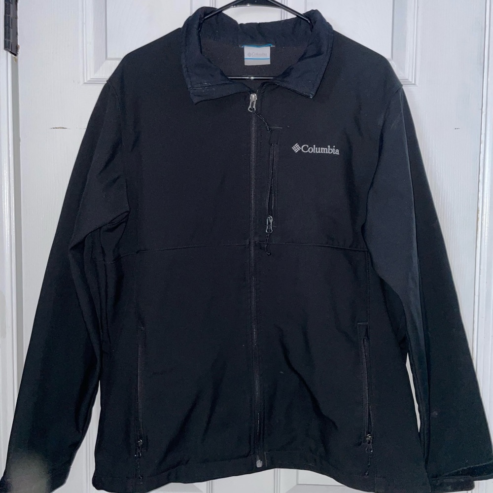 Columbia Men's Black Performance Jacket